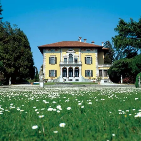 فيلة Miotti De Brajda